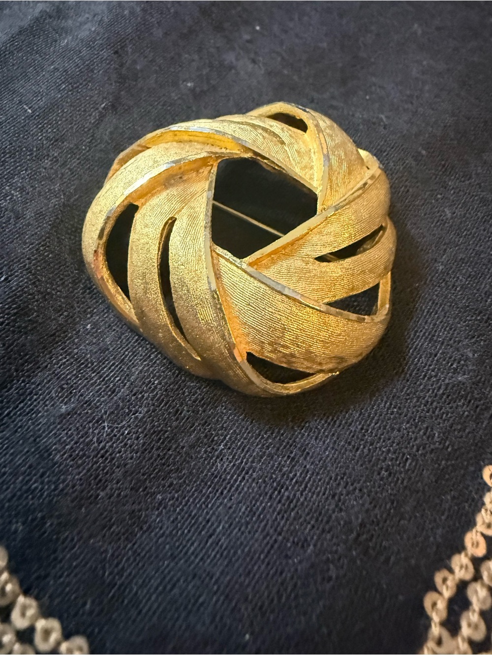 Textured BSK Gold-Tone Swirl Brooch for Women